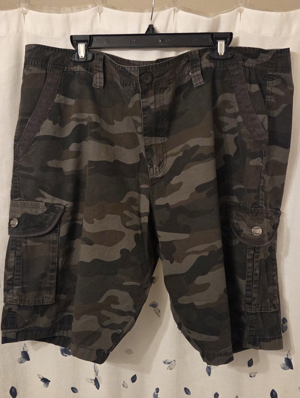 Camo Utility Cargo Shorts for Men - Raw X- Size 42